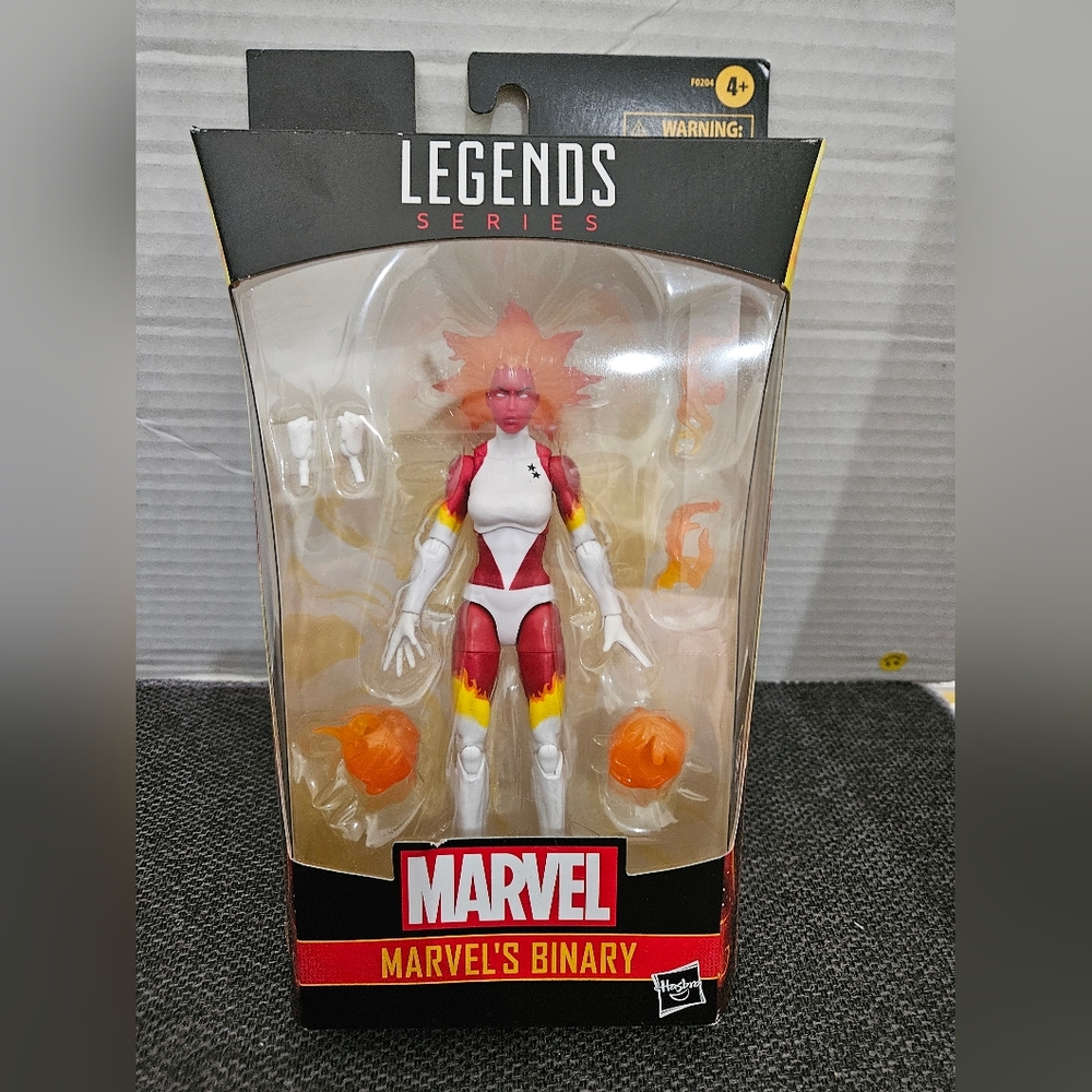 Hasbro LEGENDS SERIES Marvel's Binary.  (6)
